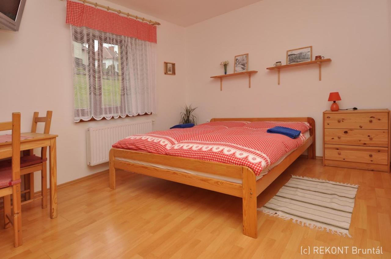 Penzion U Vodopadu Karlova Studánka Buitenkant foto