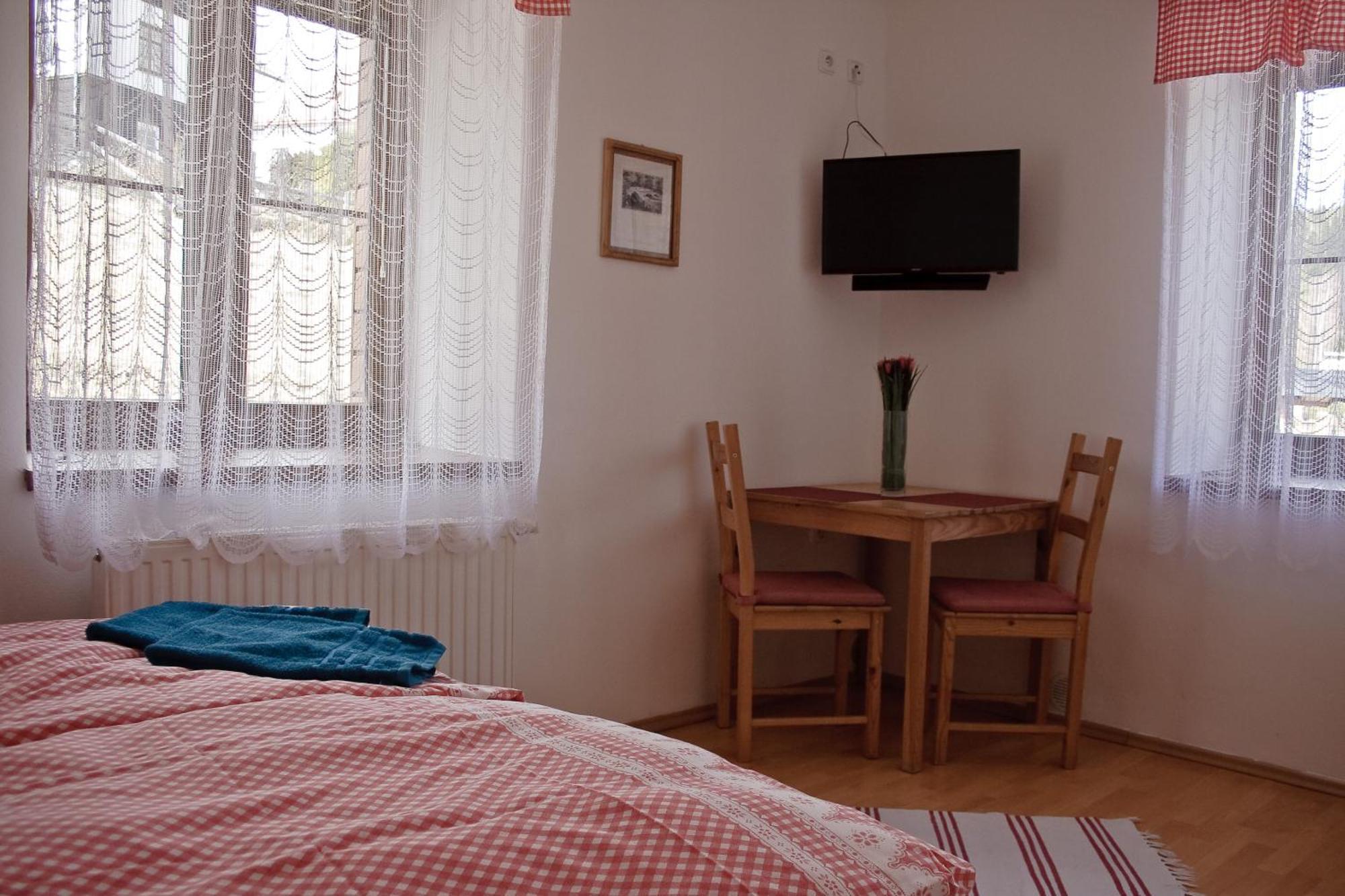 Penzion U Vodopadu Karlova Studánka Buitenkant foto