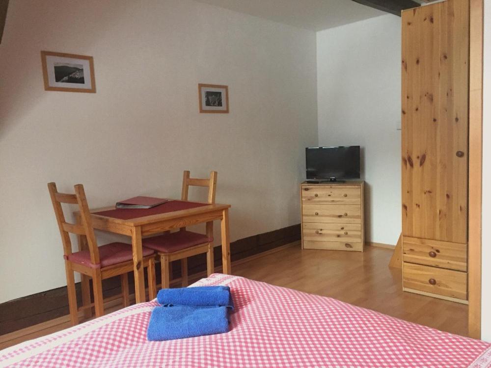 Penzion U Vodopadu Karlova Studánka Buitenkant foto